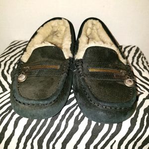UGG Australia Ansley Charm Black Moccasins Slippers Shoes 1003323 Size 7